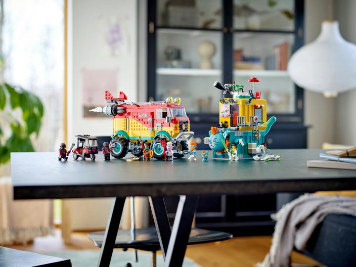 Actual product image LEGO Monkie Kid Monkie Kids Team Transporter (80038, LEGO Monkie Kid)