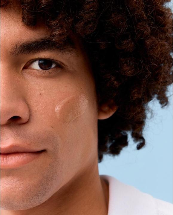 Image du produit NIVEA MEN Gel de soin Sensitive Barbe & Visage (50 ml)