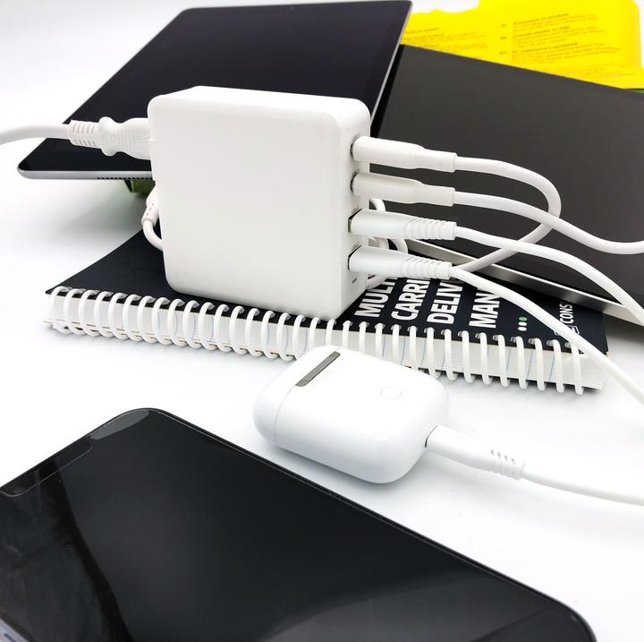 Image du produit Dudao Adaptateur GAN 100W Type Cx2 + 2xUSB Blanc (100 W)