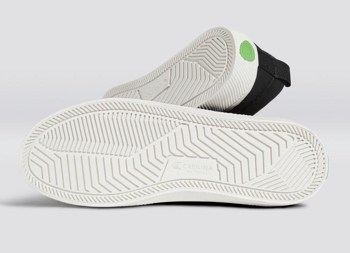 Actual product image Cariuma OCA Canvas (44)