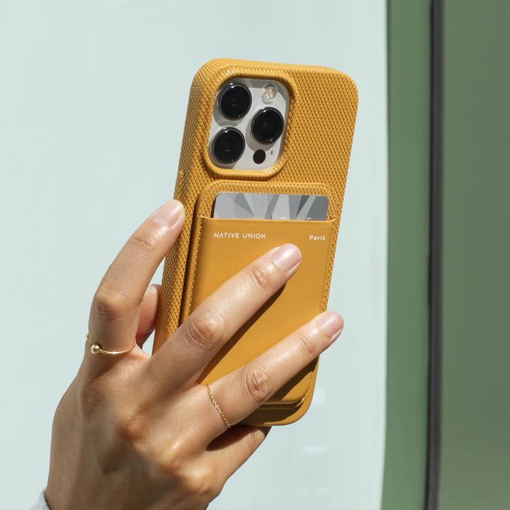 Immagine prodotto Native Union giallo dorato (Apple iPhone 15, Apple iPhone 15 Plus, Apple iPhone 15 Pro Max, Apple iPhone 15 Pro)