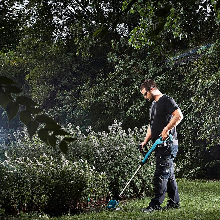 Actual product image Makita DUR181RF (Trim line)