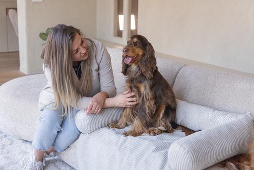 Produktbild Designed by Lotte Couchkissen Ribbed (Hund)