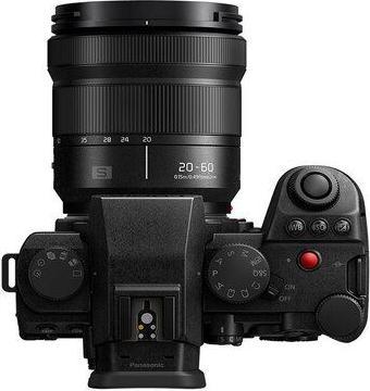 Image du produit Panasonic Lumix S5 Mark II X + S 20-60mm f3,5-5,6 + S 50mm f1,8 (20 - 60 mm, 24.20 Mpx, Plein format)