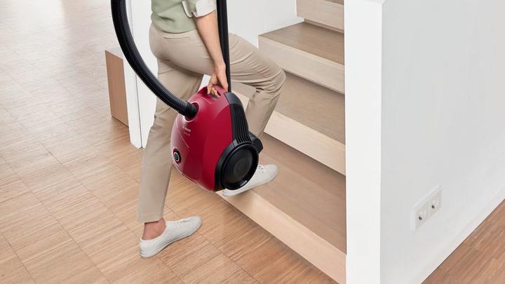Actual product image Bosch Hausgeräte Series 2 BGBS2RD1H vacuum 3.5 L Dry Dust bag