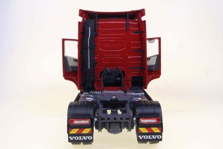 Actual product image Solido 1:24 Volvo Trucks 25 years Edition red
