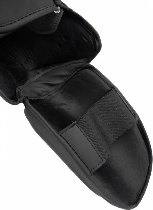 Actual product image MetalBoxe Protege Tibia+Pied Anatomique L Black Light (L)