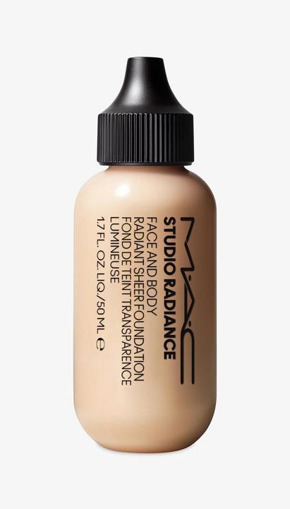 Immagine prodotto MAC Cosmetics Studio Radiance Face and Body Radiant Sheer Foundation (C0)