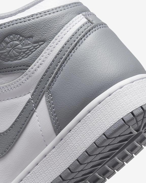 Produktbild Nike Air Jordan 1 Retro High OG (42.5)