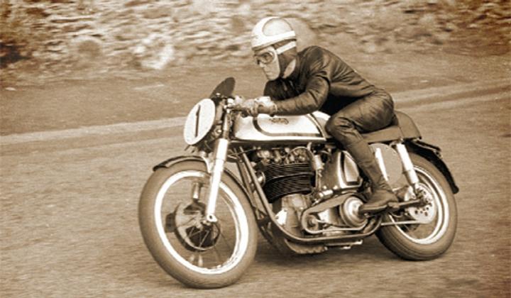 Produktbild Italeri Norton Manx