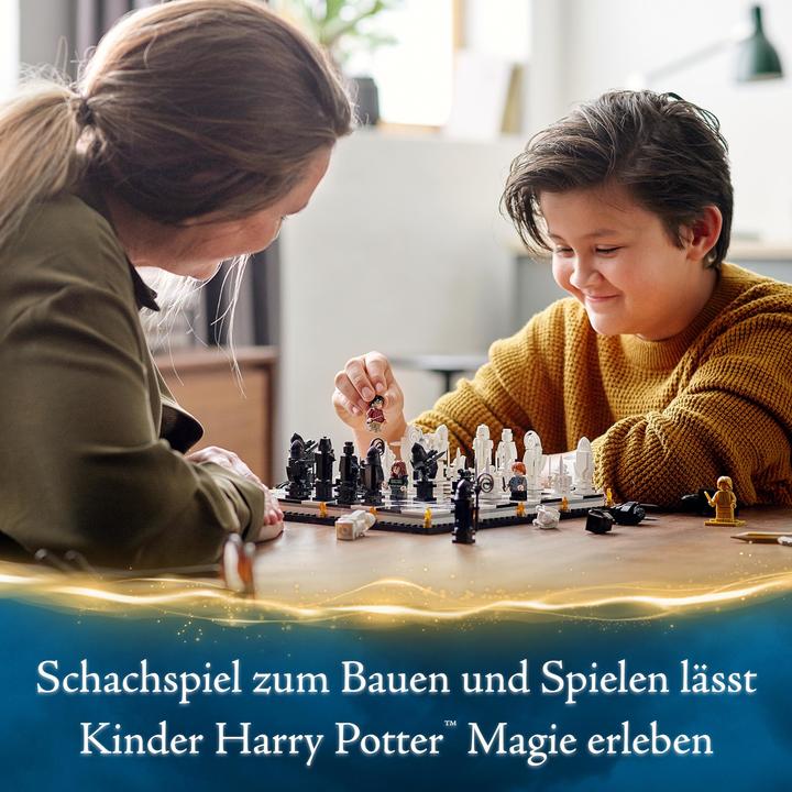 Actual product image LEGO Hogwarts Wizard Chess (76392, LEGO Harry Potter, LEGO Rare Sets)