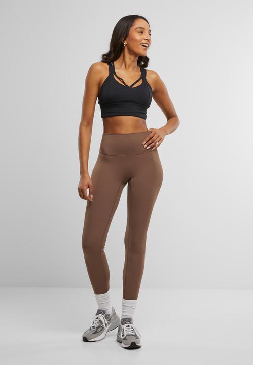 Immagine prodotto Urban Classics Ladies Sports Bra crossed - 191799 (XL)