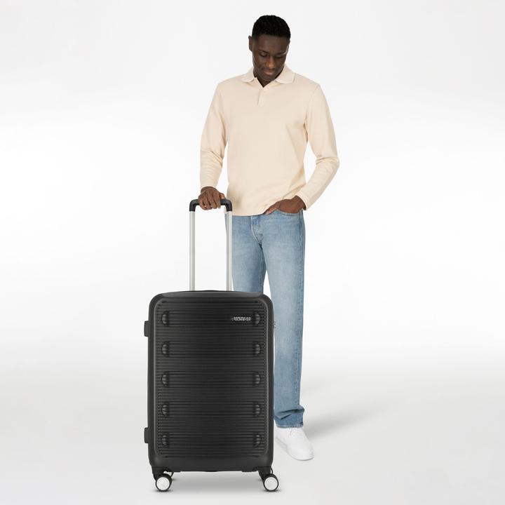 Produktbild American Tourister Astrobeam 4 Rollen Trolley 67 cm mit Dehnfalte (69 l, M (50 - 90l))