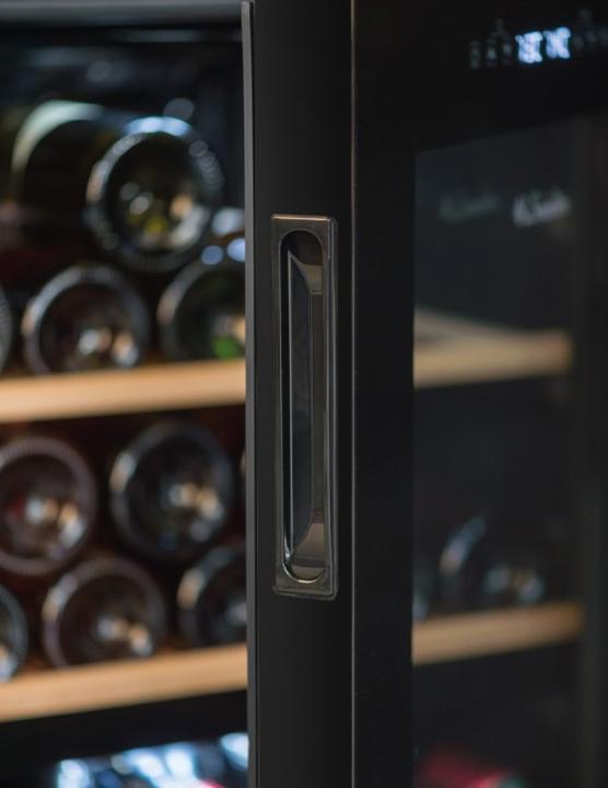 Produktbild La Sommelière SLS32DZBLACK