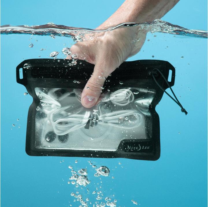 Image du produit Nite Ize Pochette étanche RunOff™ (0.36 l)