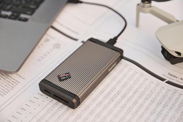 Produktbild SanDisk Pro-Reader SD Express Dual (USB 3.2 Gen 2)