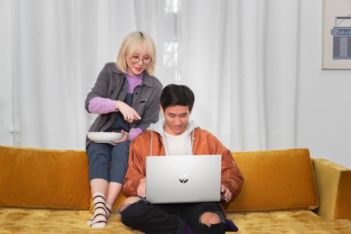 Produktbild HP Pavilion 15-eg3177ng 15,6" FHD IPS, Intel i7-1355U, 16GB RAM, 512GB SSD, MX550, Windows 11 (15.60", Intel Core i7-1355U, 16 GB, 512 GB, DE)