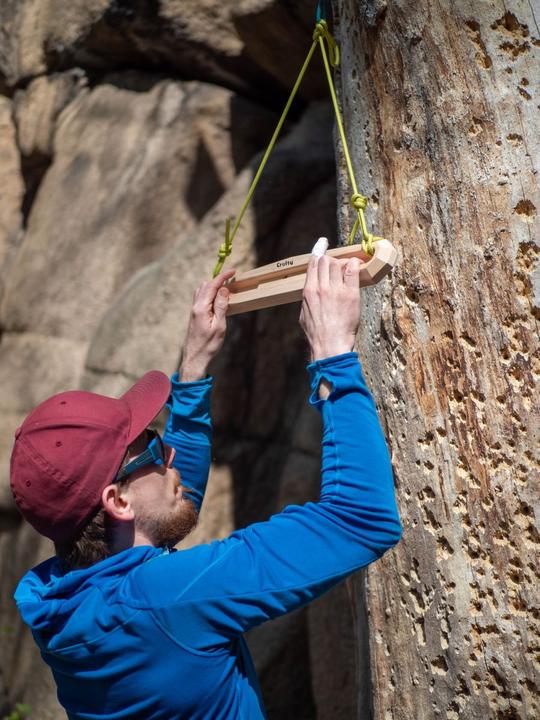 Produktbild Crafty Climbing Hangboard Topaz, Trainingsboard