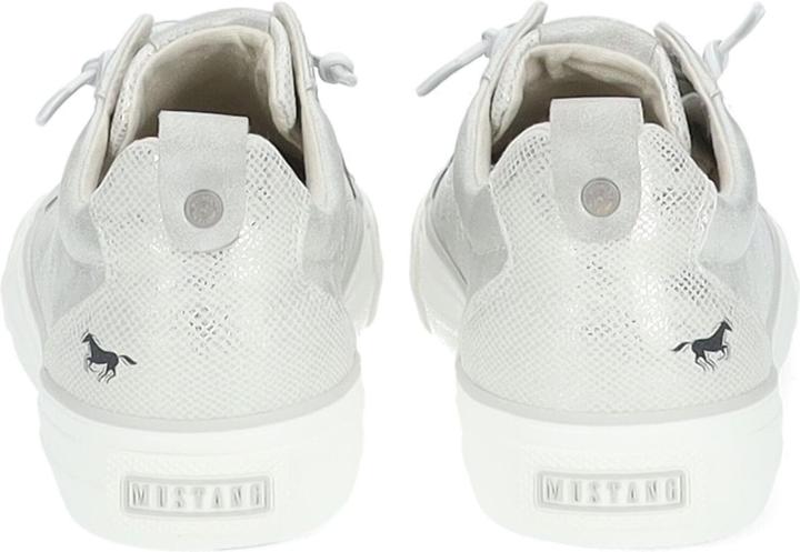 Actual product image Mustang Sneaker (39)