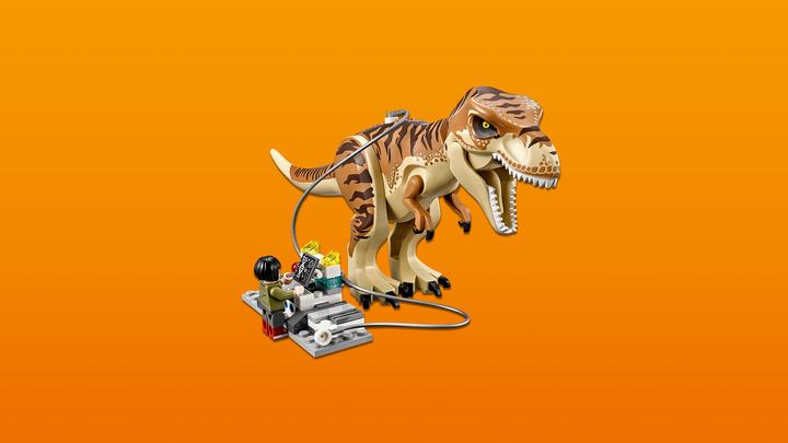 Actual product image LEGO Jurassic World - T. rex Transport (75933, LEGO Jurassic World)