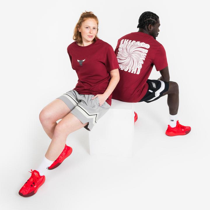 Actual product image Tarmak Damen/Herren Basketball T-Shirt NBA Chicago Bulls - TS900 rot (L)