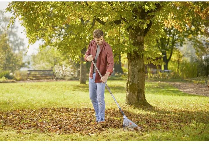 Actual product image Gardena Adjustable broom