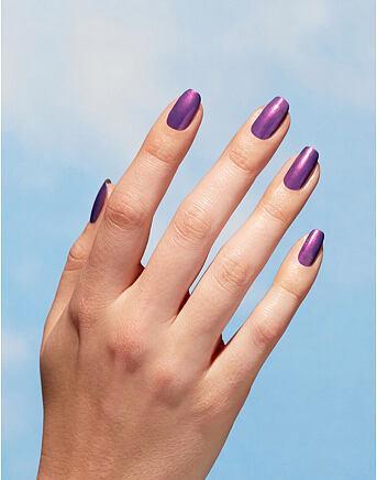 Actual product image OPI Nature Strong (NAT 024 Achieve Grapeness, Colour paint)