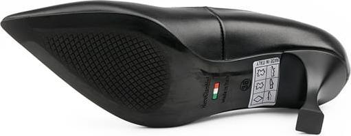 Actual product image Nero Giardini Alek (41)