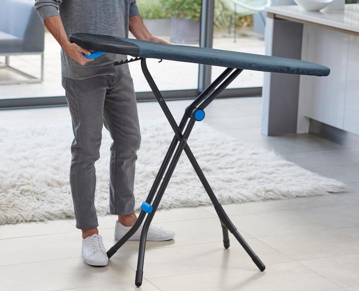 Actual product image Joseph Joseph Glide Plus (108 x 38 cm)