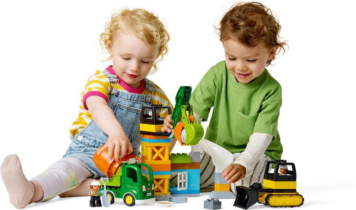 Actual product image LEGO 10990 Construction site with construction vehicles (10990)
