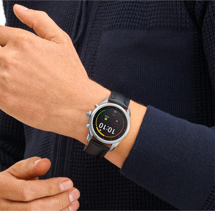 Actual product image Montblanc Summit 2 (42 mm)