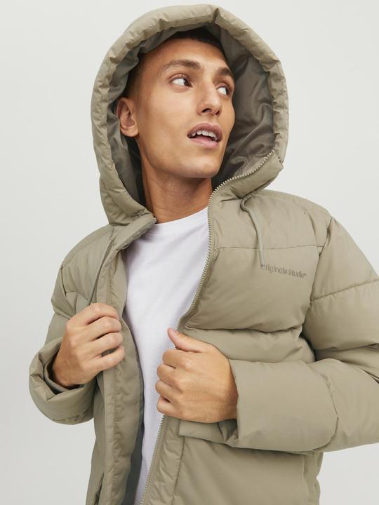 Image du produit Jack & Jones Einfarbige Wattierte Jacke (XXL)