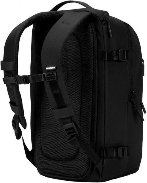 Actual product image Incase DSLR Pro Pack - Black (Photo backpack, 26 l)
