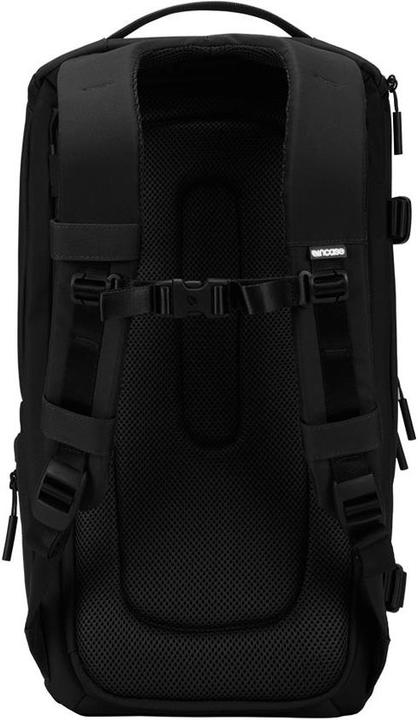 Actual product image Incase DSLR Pro Pack - Black (Photo backpack, 26 l)