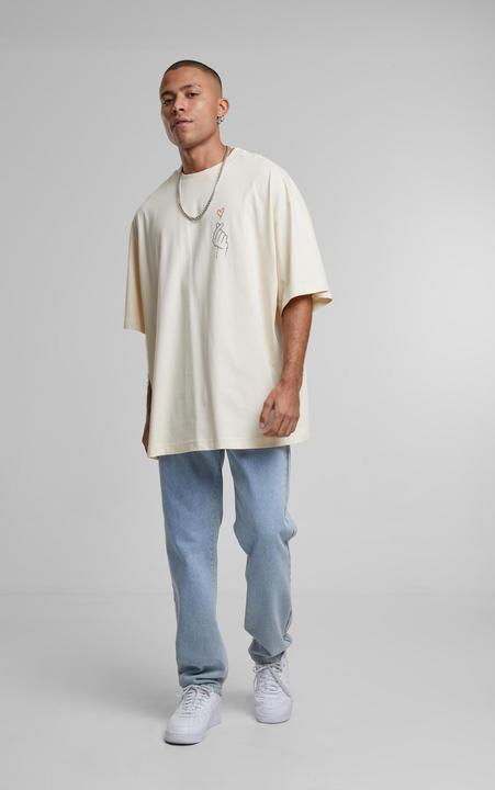 Actual product image Merchcode K Heart Huge Tee - 116837 (XL)