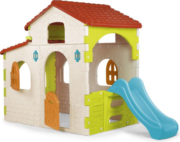 Feber ein Spielhaus mit Rutsche