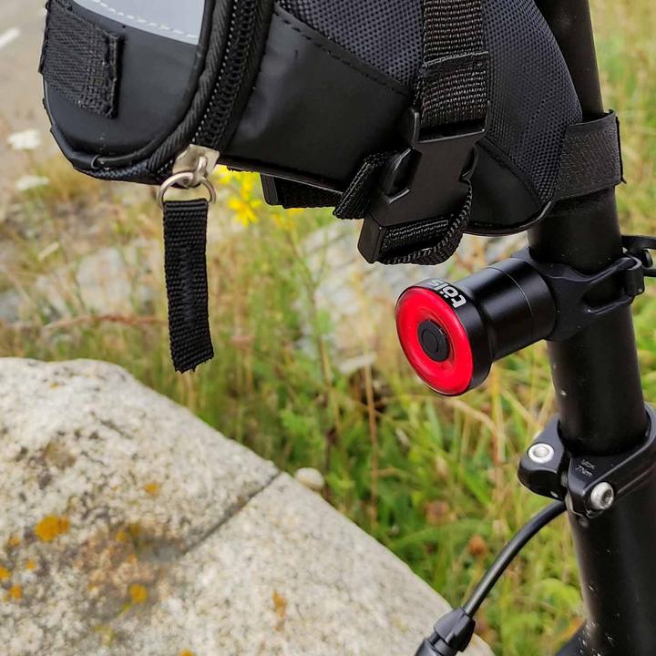 Produktbild Töls Aina Smart 30 Rear Light, Rücklicht mit Bremslichtfunktion (30 lm)
