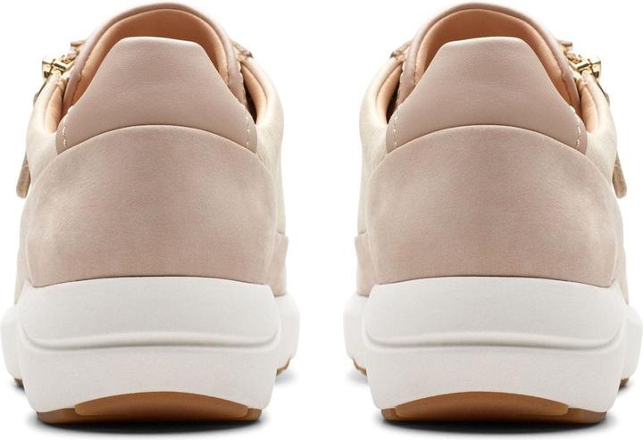 Actual product image Clarks Tivoli Zip (40)