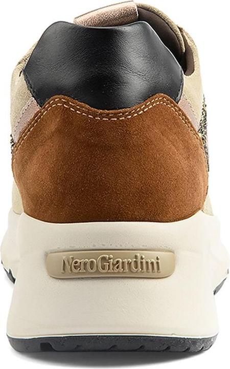 Actual product image Nero Giardini Diba (39)