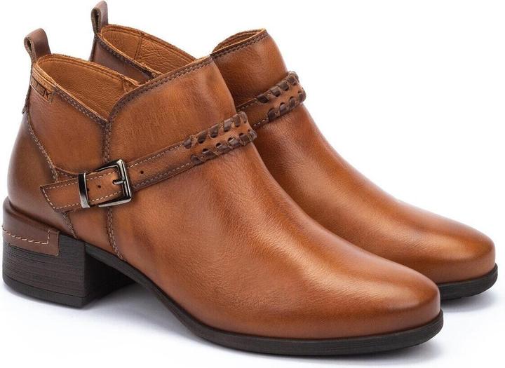 Actual product image Pikolinos Malaga (36)