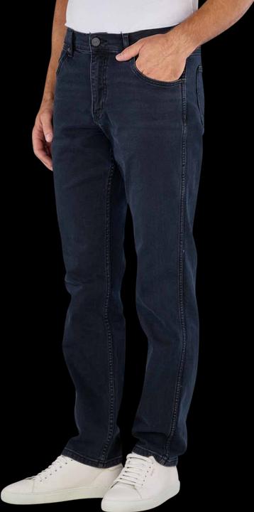 Actual product image Wrangler Greensboro Low Stretch Jeans (W40/L30)