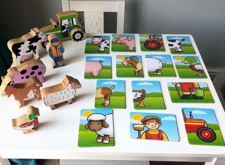 Actual product image Orchard Toys "Farmyard Heads and Tails" Ages 18+ months (12 pieces)