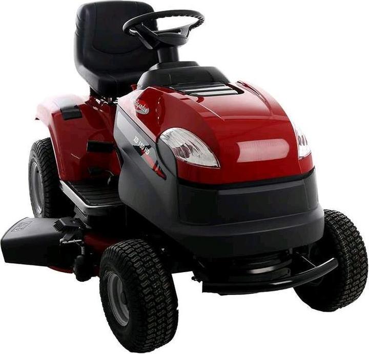 Actual product image CastelGarden XD 150 HD lawn tractor with side discharge and ST 400 engine