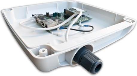 Actual product image Itelite PRA35019 - 3.5 GHz 19 dBi Panel Antenna+ Enclosure - Ethernet - Power over Etherne