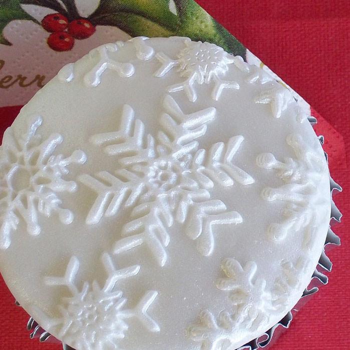 Produktbild Katy Sue Designs Schneeflocken Silikonpräger