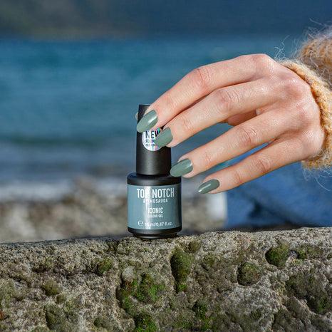 Actual product image Mesauda Top Notch Iconic 267 Wild Forest Semi-Permanent Nail Polish 14ml (267 Wild Forest, Top coat)