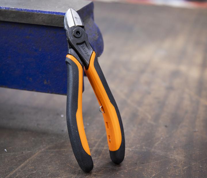 Actual product image Bahco ERGO diagonal cutters with self-opening two-component handle, phosphatised, 140 mm, industrial (140 mm)