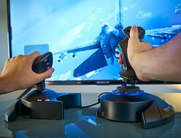 Image du produit Thrustmaster T. Flight Hotas 4 Ace Combat 7 Edition (PS4)