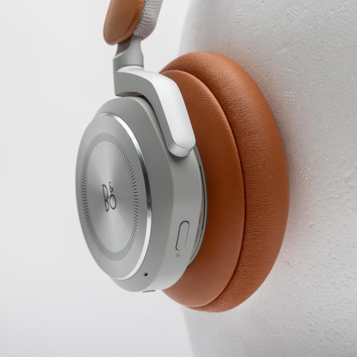 Image du produit B&O Audio Beoplay HX (ANC, 35 h, Sans fil, Filaire)