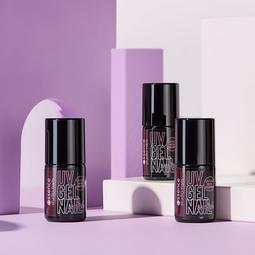 Actual product image essence Nagellack Studio Nails UV Gel Nail 08 still RED (08 still RED, UV gel varnish)